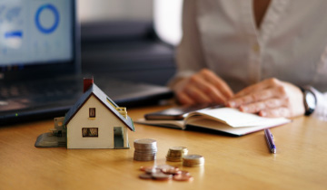 Banks' Decade of Write-Offs Cleans Books, But Stressed Assets Persist